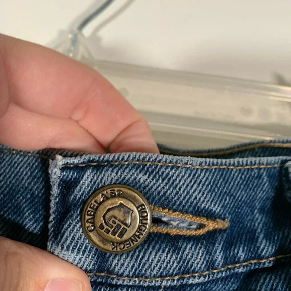 Cabela’s Shorts size 34” Medium Wash Cut Off Denim Jean Shorts - Picture 5 of 9